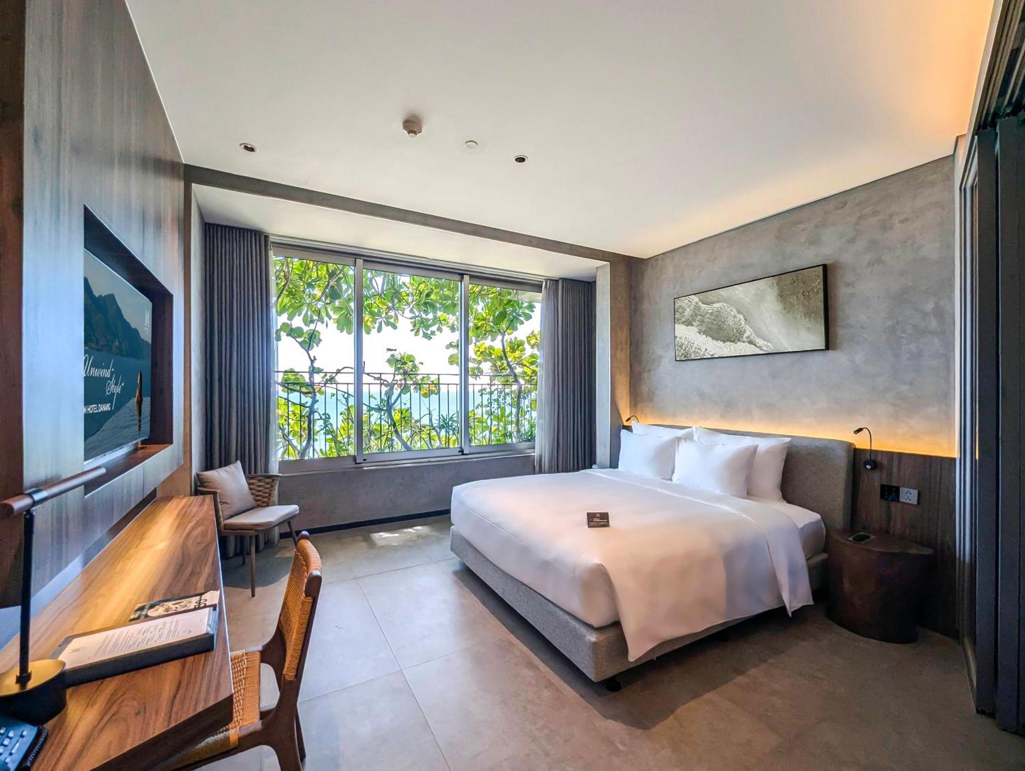 M Hotel Danang Exteriör bild Deluxe Ocean View